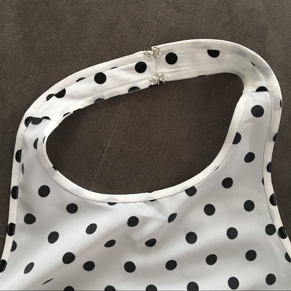 ✨HP✨ Pretty Polka Dot Halter Top • Size XS • NWT - Picture 6 of 6